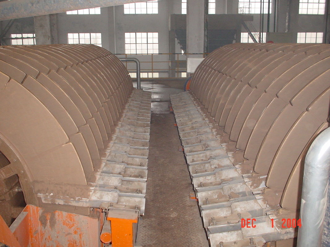 45m2 ceramiczny filtr próżniowy Disc Oddzielny elektryczny system sterowania zawiesiną kopalni